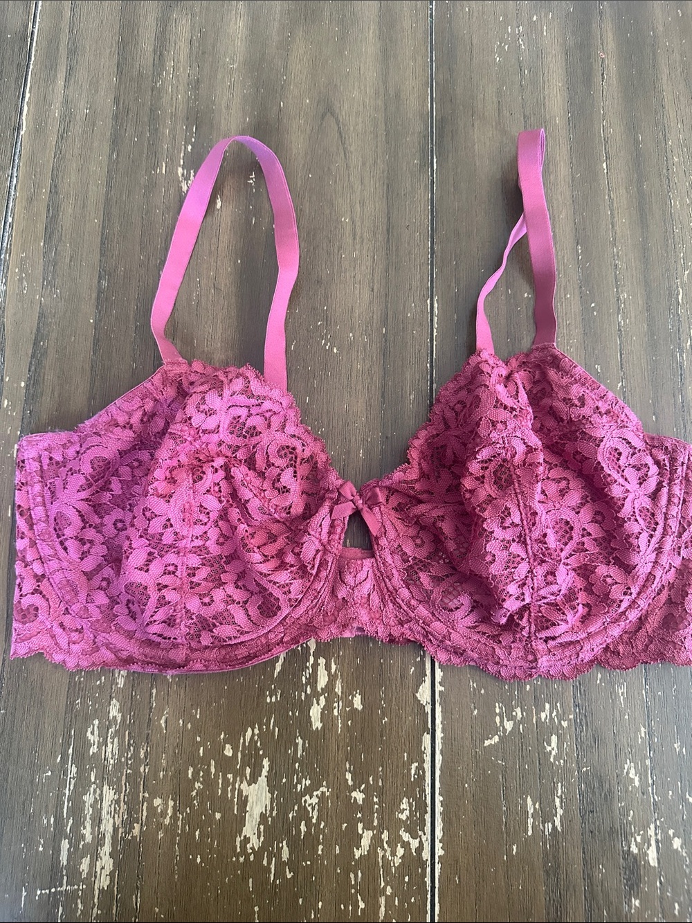 Victoria’s Secret body by Victoria unlined Demi 38DD bra*